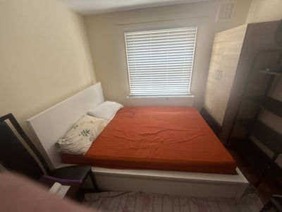 Double Bed Room to Share in 2 bed House Main Photo