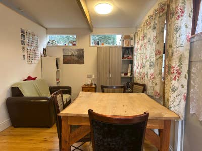 Beautiful One Bed House in Headington Shops area Main Photo