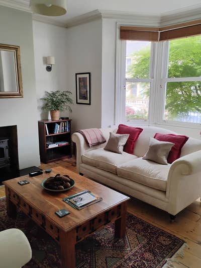 Light airy loft room in Widcombe Main Photo