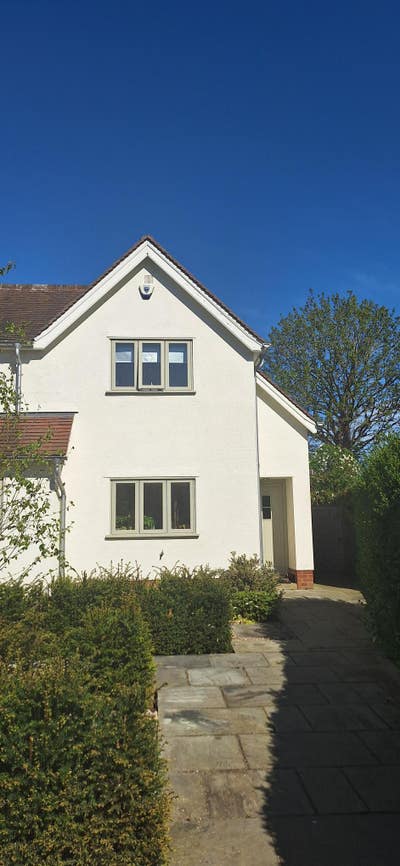 1 bedroom apartment just outside Cambridge MON-FRI Main Photo