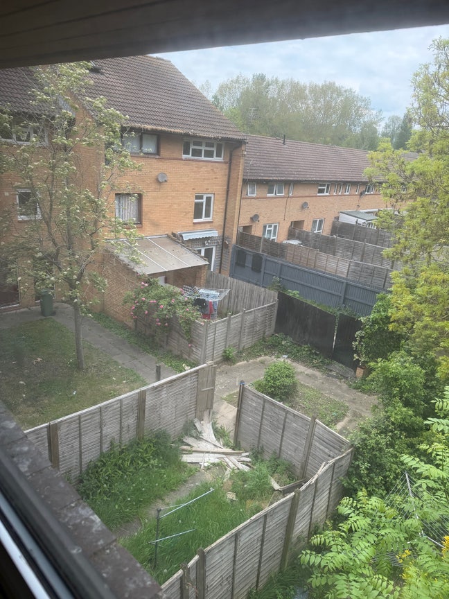 2 bedroom available in close to city centre  Main Photo