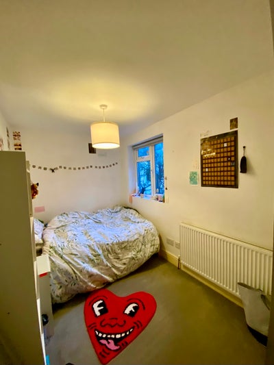 Furnished Double Room in Acton Central Main Photo