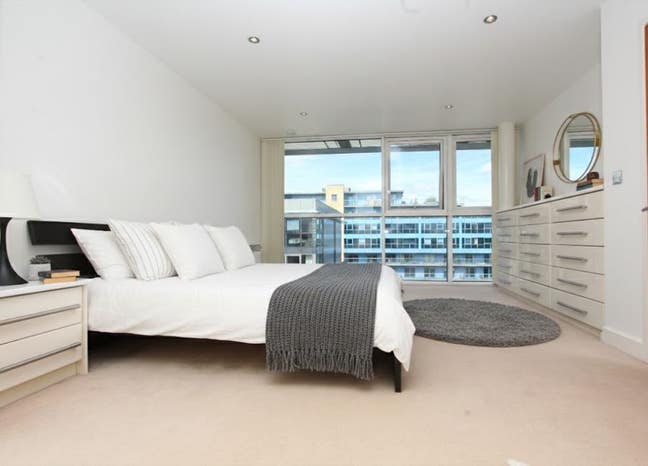 ⚡Luxury Flat! Asap Move in! Hurry Up! ⚡ Main Photo