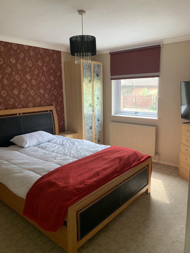 Room to rent Main Photo