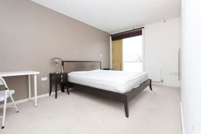 *Luxury Master En-Suite Room in North Greenwich* Main Photo