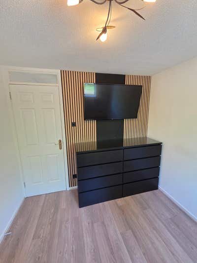Spare room available Main Photo
