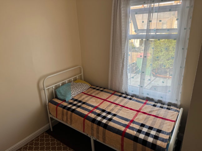 Single room in East Ham  Main Photo