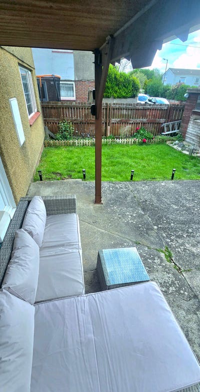 Fully furnished single and double rooms available  Main Photo