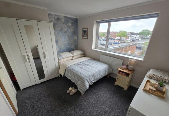 Double bed, Near Primark, Central Main Photo