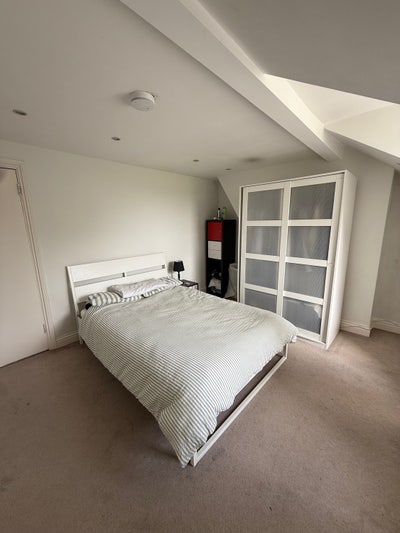 Sublet En-suite bedroom in Chiswick Main Photo