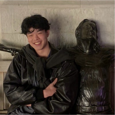 Looking for a roommate Main Photo