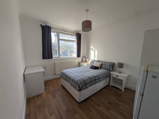 1 Double Room Left - Available Now Main Photo