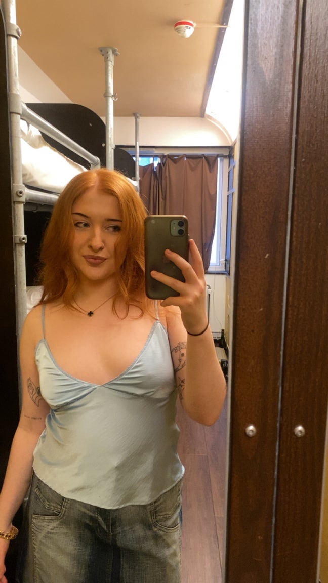 26 full-time social professional Main Photo