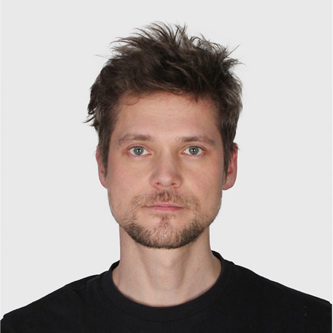 Double needed for a designer Main Photo