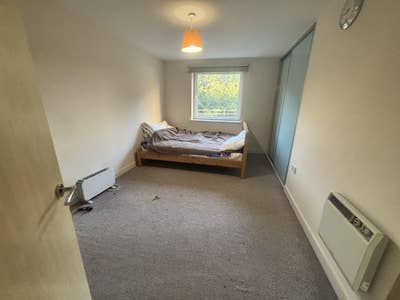 Room Available near city center n Railway station Main Photo