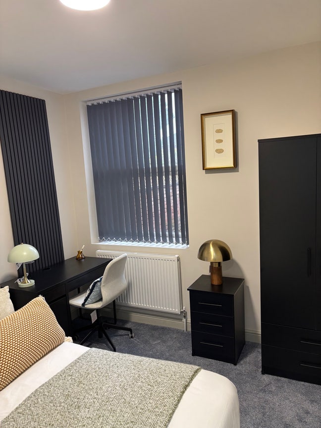 🌟 ✨ Gorgeous All Bills Included Rooms – Must See! Main Photo