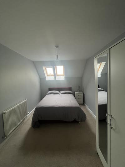 Large Double Room in Hanham – Bills Included Main Photo
