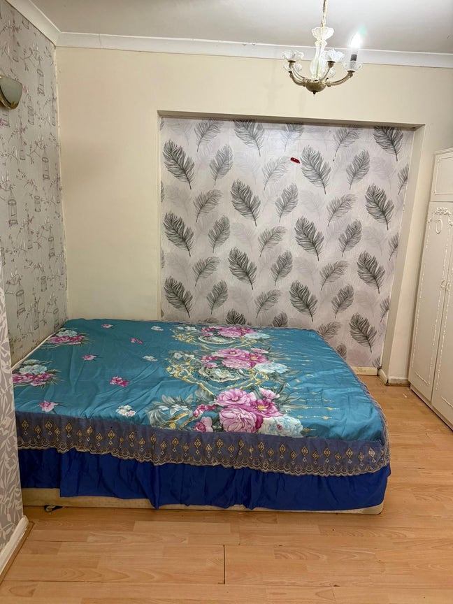 Big Room Double Bed to rent in London Heathrow  Main Photo