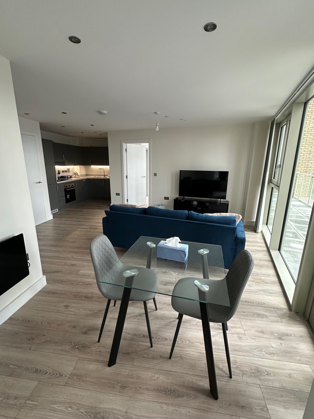 Penthouse Double Room w/ Private Bathroom Main Photo