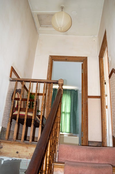 Double Room in a Calm Home — Video Viewings Availa Main Photo