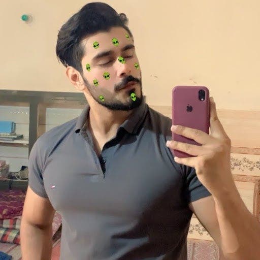 Student Male seeks a single or double room Main Photo