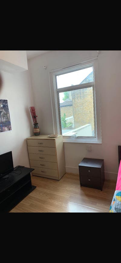 Bright,clean & comfortable room  Main Photo