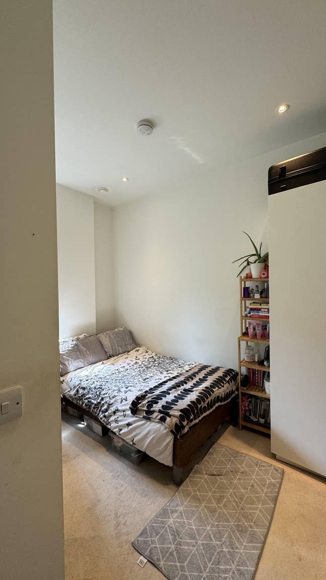 Bright room in gorgeous East Village house share  Main Photo