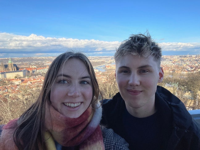 Looking for a a double room Main Photo