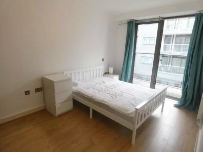 Double Ensuite Mile End Main Photo