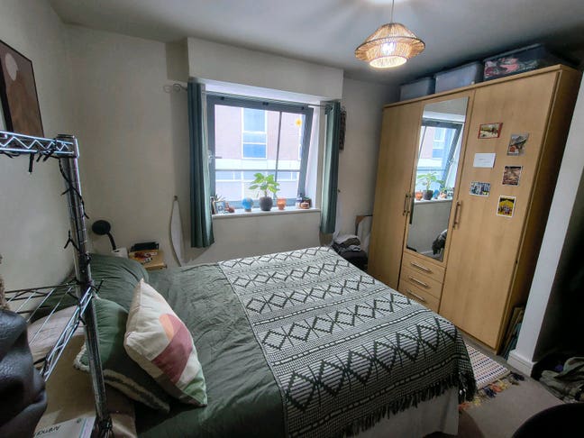 Spacious City Centre/JQ double room  Main Photo