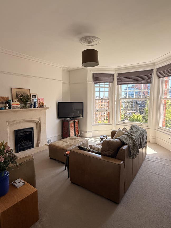 3 bed flat in Putney Main Photo