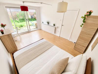 ⭐Massive Room with Garden / 5 Min to Kings Cross Main Photo