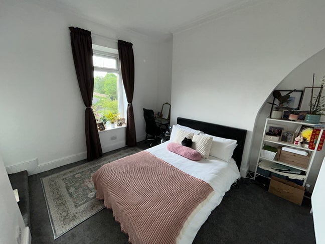 Lovely double bedroom to rent in central Lancaster Main Photo
