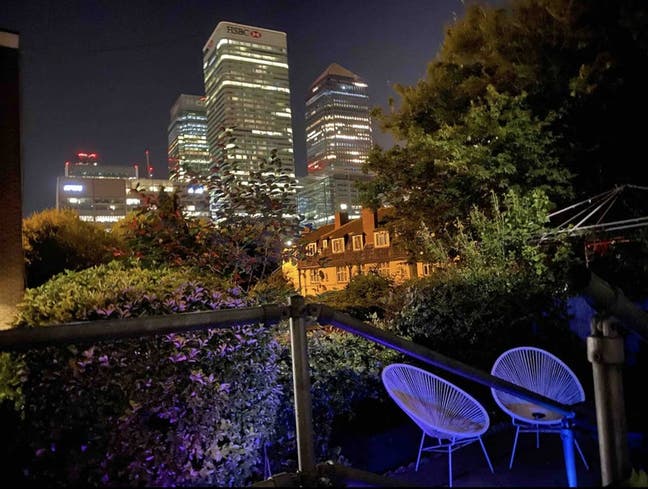 Friendly Gay Flatshare -Dbl Room Near Canary Wharf Main Photo