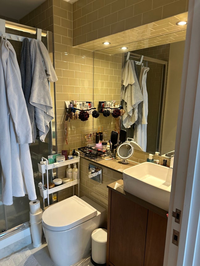 6mth sublet in south quay en-suite Main Photo