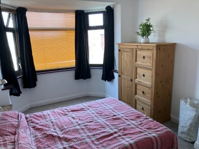 Double Room for Professional - Vic Hospital 5 Mins Main Photo