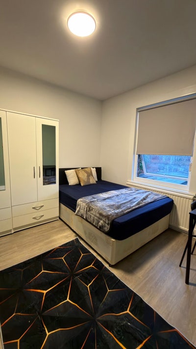 ✨ 🏡 2 Studio Flats to Let in- Willesden Green  Main Photo