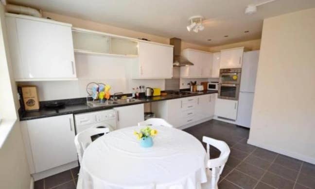 Double room for &pound;450 inclusive bill Main Photo