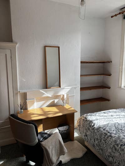 Bright Spacious Double • Bills Inc • No Dep Main Photo