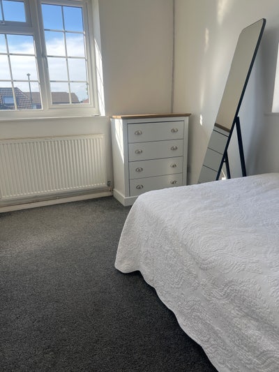 Room for rent  Main Photo