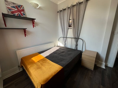 2 beautiful rooms available in Battersea Main Photo