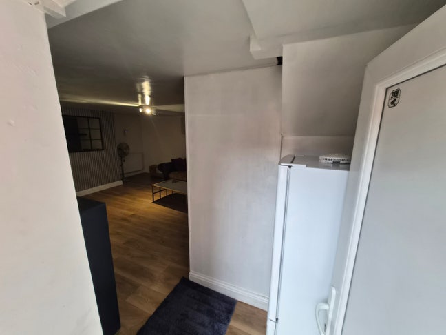 Studio Apartment All Bills En Suite Main Photo
