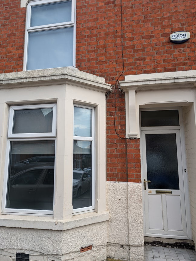 Near to the vibrant Wellingborough Road Main Photo
