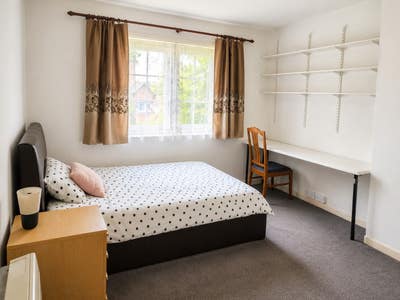 Clean Double Room with Dining Room&Conservatory Main Photo