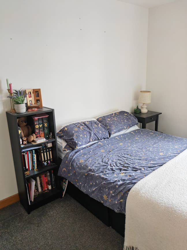 En-suite double room, Leith.  Main Photo