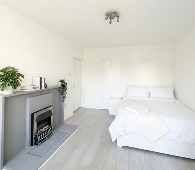 Incredible Studio Style Room! HUGE private balcony Main Photo