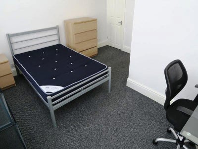 Student flat in sheffeild Main Photo