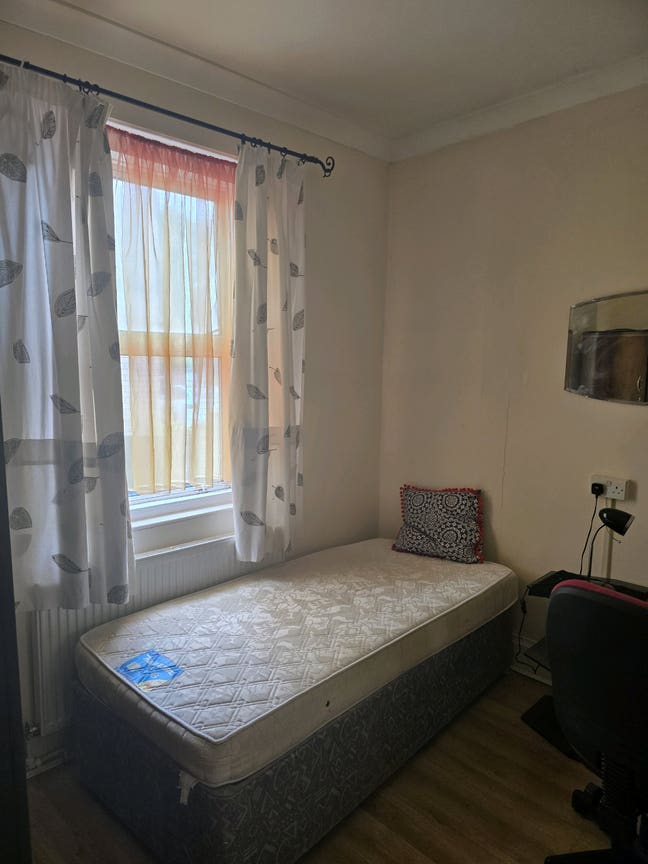 Single Room to Let – Wembley HA9 9EU Main Photo