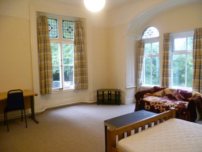 Spacious Student Rooms in Upper Bangor! Main Photo