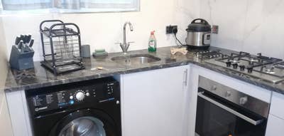 Quiet double room in central London Main Photo